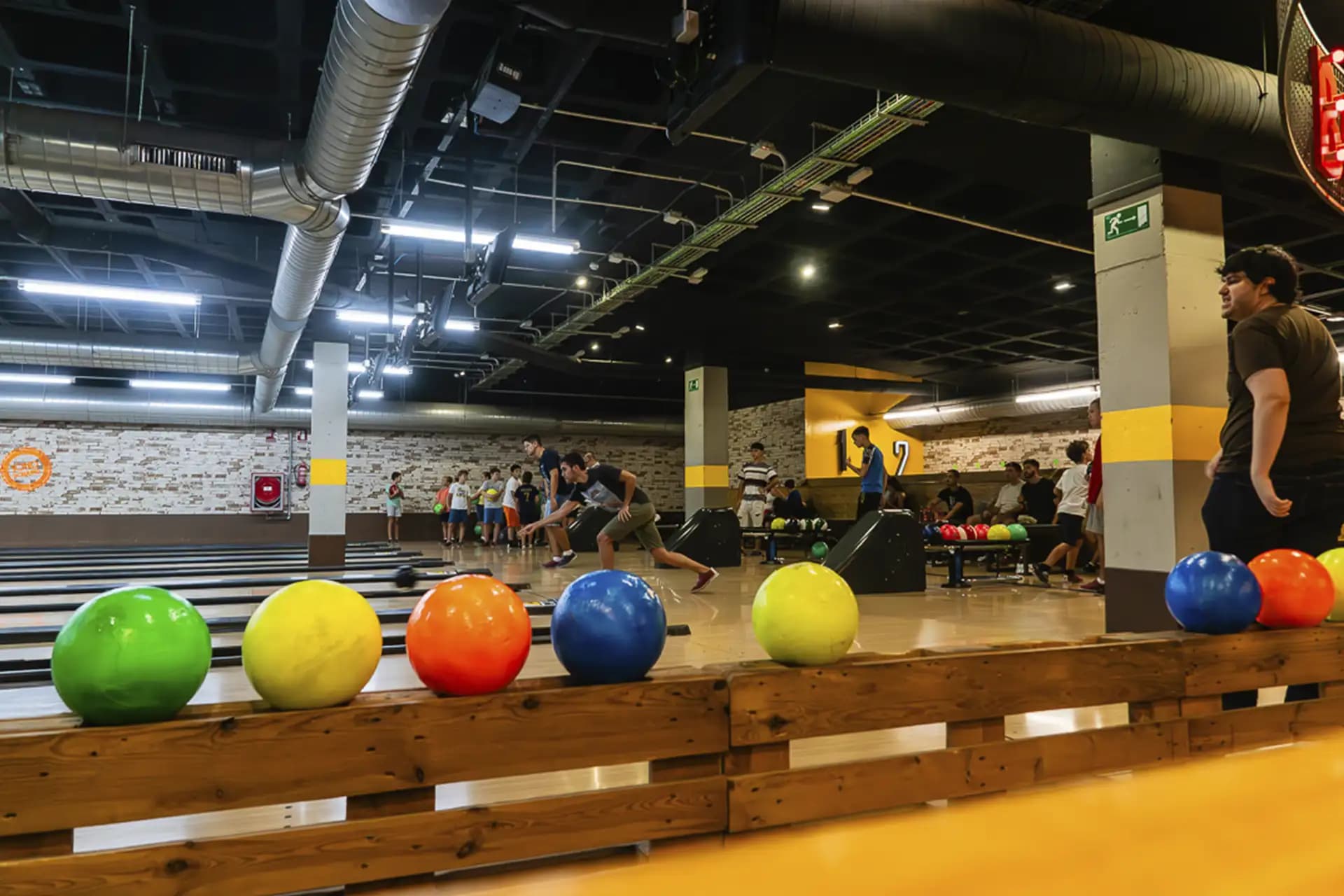 Soho Bowling Game & Food